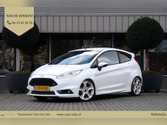 Ford Fiesta - 1.6 ST2|Stage1|205PK|Recaro|Netjes