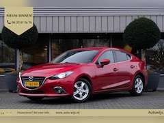 Mazda 3 - 3 2.0 TS|Navi|Trekhaak|Xenon|Stoelverwarming