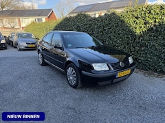 Volkswagen Bora - 1.4-16V Trendline | Elekt. Ramen | APK tot 04-06-2025