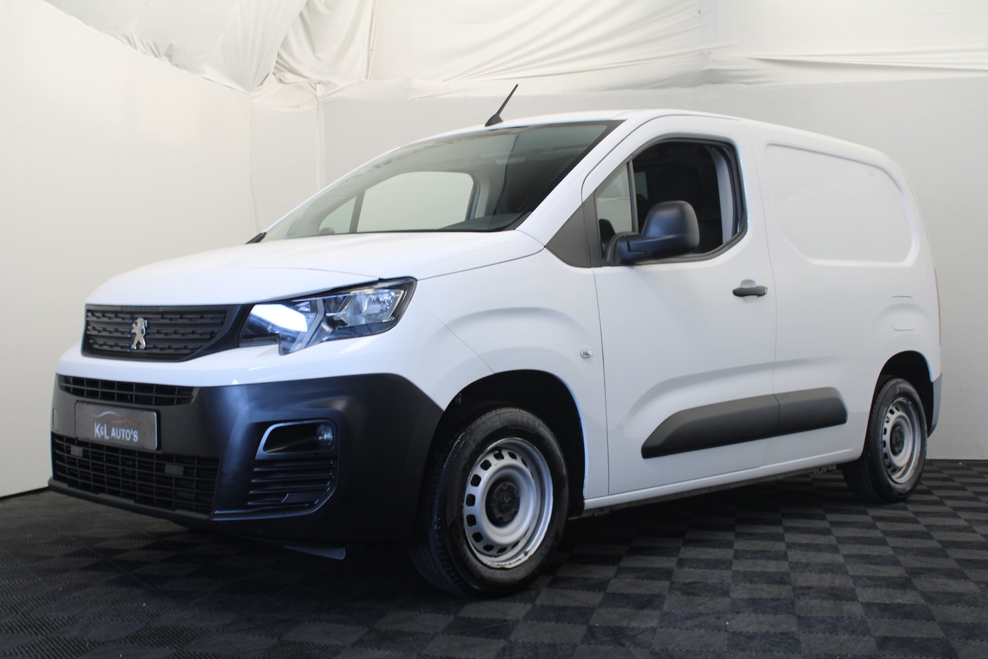 Peugeot Partner - 1.2 PureTech 110 S&S - AutoWereld.nl