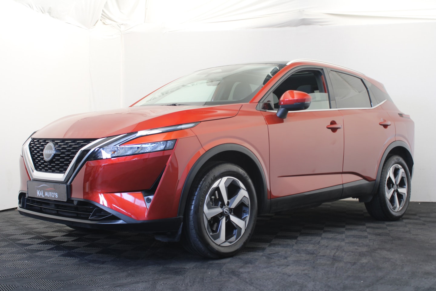 Nissan Qashqai - 1.3 MHEV Xtronic N-Connecta |Pano|Stoel/stuur verwarming|groot navi - AutoWereld.nl