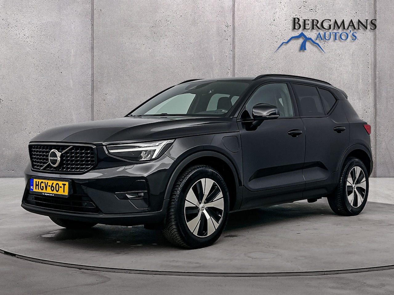 Volvo XC40 - 1.5 T5 Plug-in hybrid Plus Dark // 1E EIGENAAR // LEDER // - AutoWereld.nl