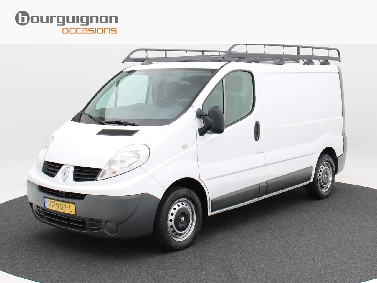 Renault Trafic - 2.0 dCi T27 L1H1 Eco | Airco | Cruise Controle | Trekhaak | Bijrijdersbank | 119.803 Km!! - AutoWereld.nl