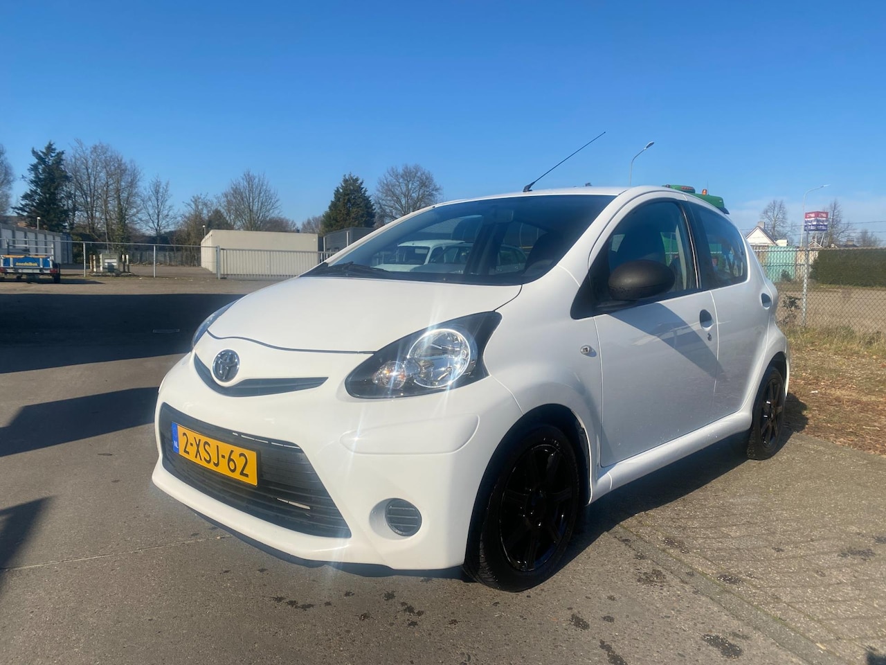 Toyota Aygo - 1.0 VVT-i Now 1.0 VVT-i Now - AutoWereld.nl