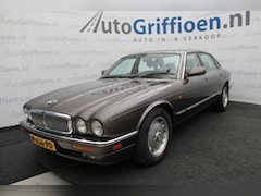 Jaguar XJ - 3.2 keurige 6 cilinder met schuifdak