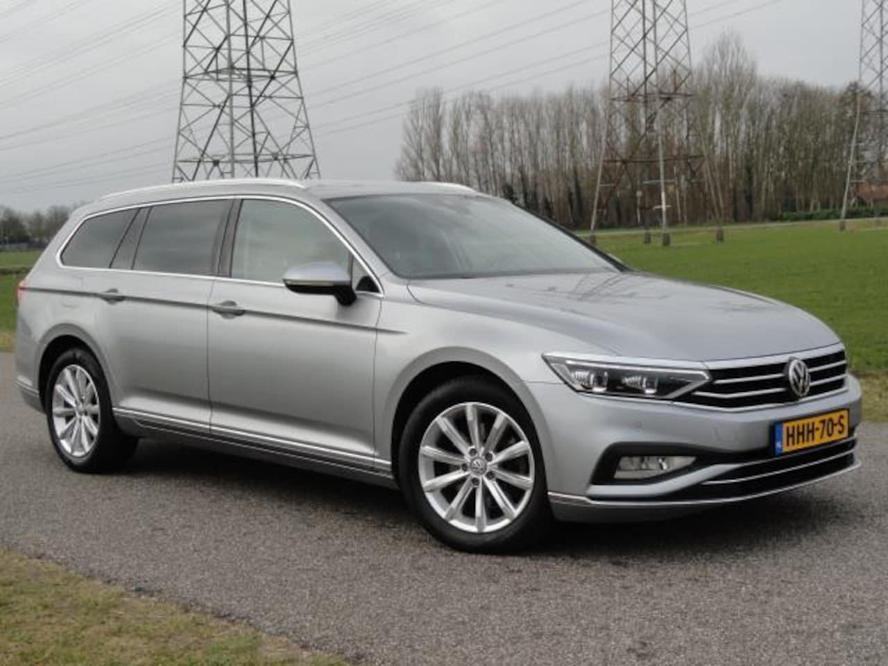 Volkswagen Passat Variant - 1.5TSI Elegance Met ECC I NAVIG I CAMERA I ELEKTR KOFFER - AutoWereld.nl