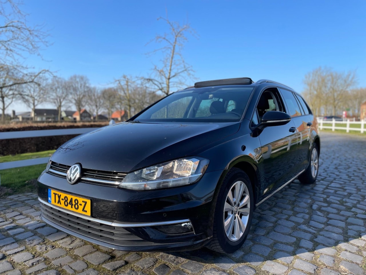 Volkswagen Golf Variant - 7.5 1.6 TDI (bj 11-2018) PANO|MASSAGE|ACC|STOELVERWARMING! - AutoWereld.nl