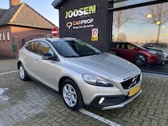 Volvo V40 - 2.0 D2 MOMENTUM CROSSCOUNTRY