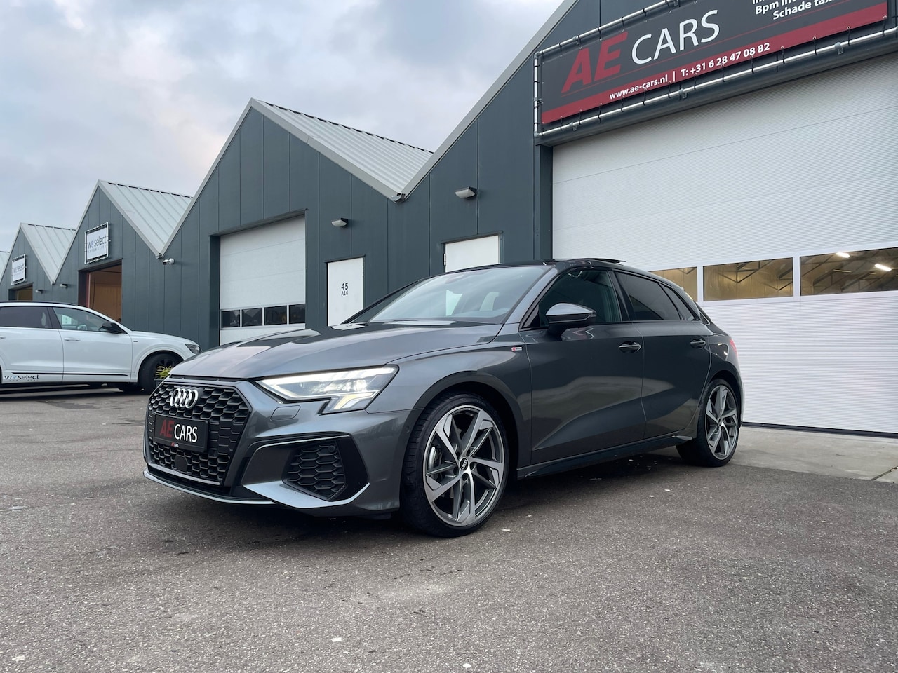 Audi A3 Sportback - 35 TFSI S edition 3x S-line Pano Camera RS stoelen - AutoWereld.nl