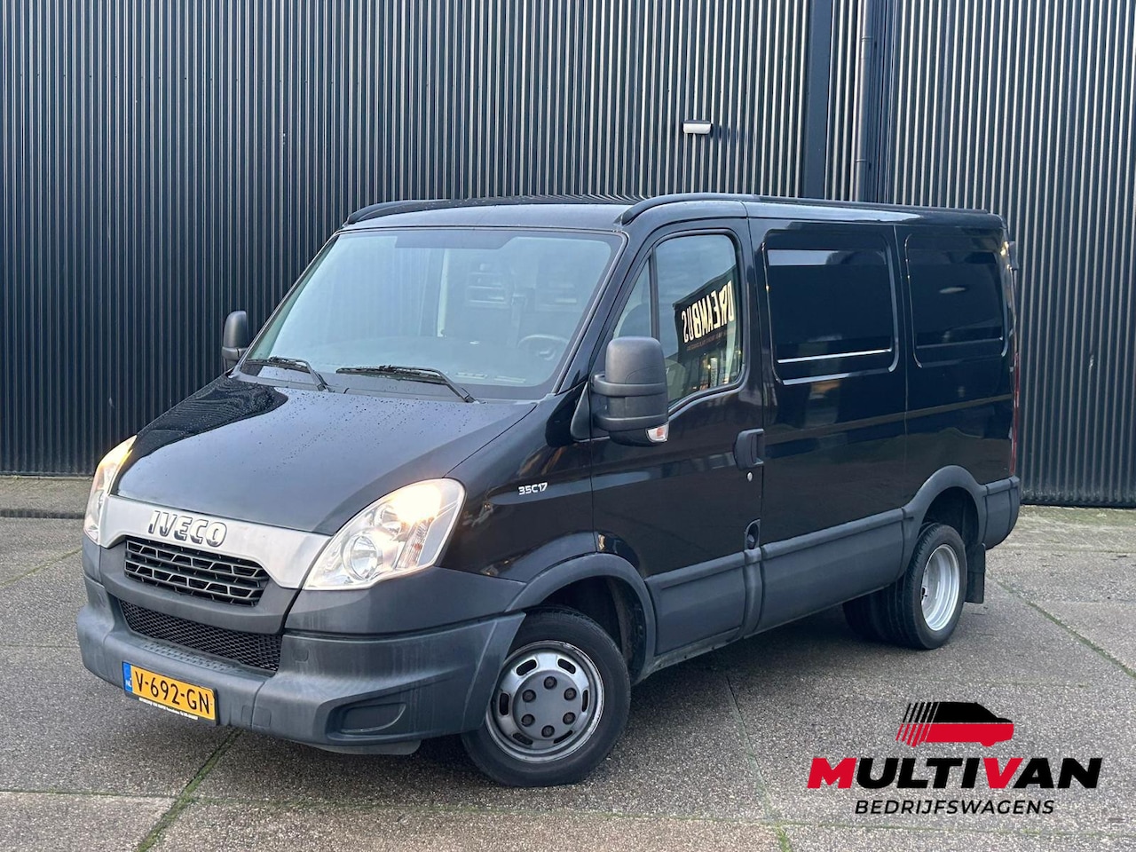 Iveco Daily - 35C17 3.0 300 | DUBBELLUCHT | 3500KG TREKKEN | MARGE !!| - AutoWereld.nl