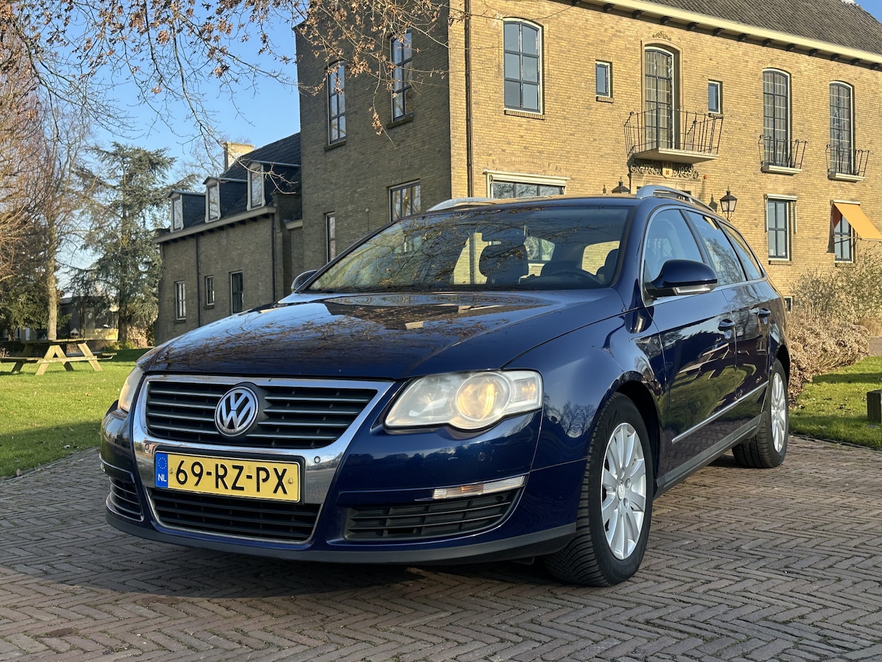 Volkswagen Passat Variant - 2.0 FSI Highline rijdt perfect - AutoWereld.nl