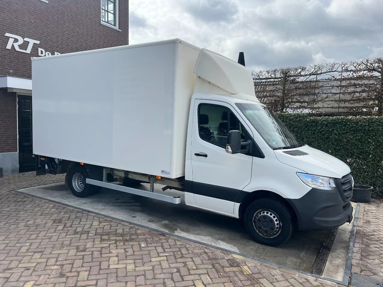 Mercedes-Benz Sprinter - 514 N1 3500 KG koffer + laadklep - AutoWereld.nl