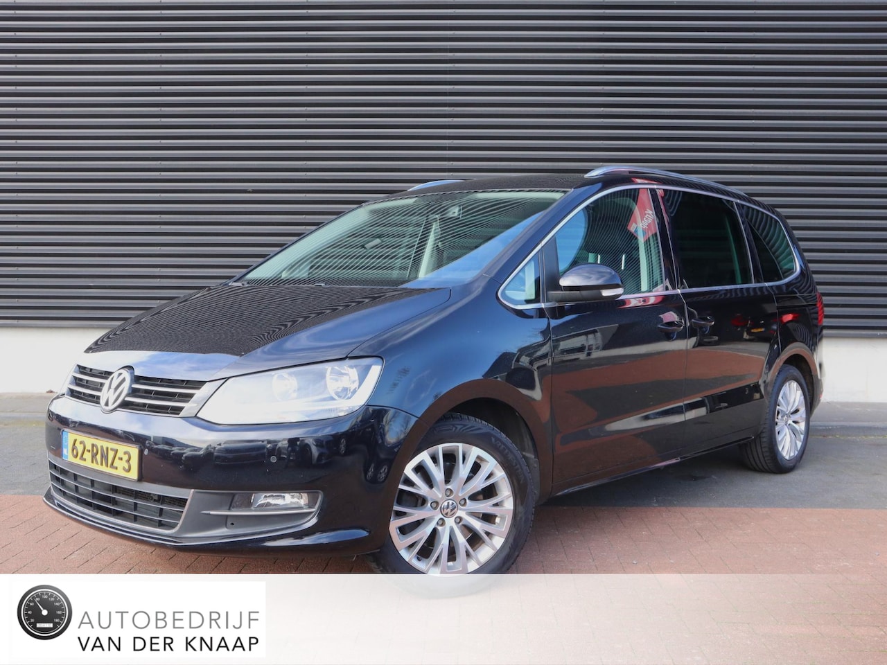 Volkswagen Sharan - 1.4 TSI Highline 7p. | Clima | Cruise | Navi | PDC | Alcantara | Elec. Stoelen + Verwarmd - AutoWereld.nl