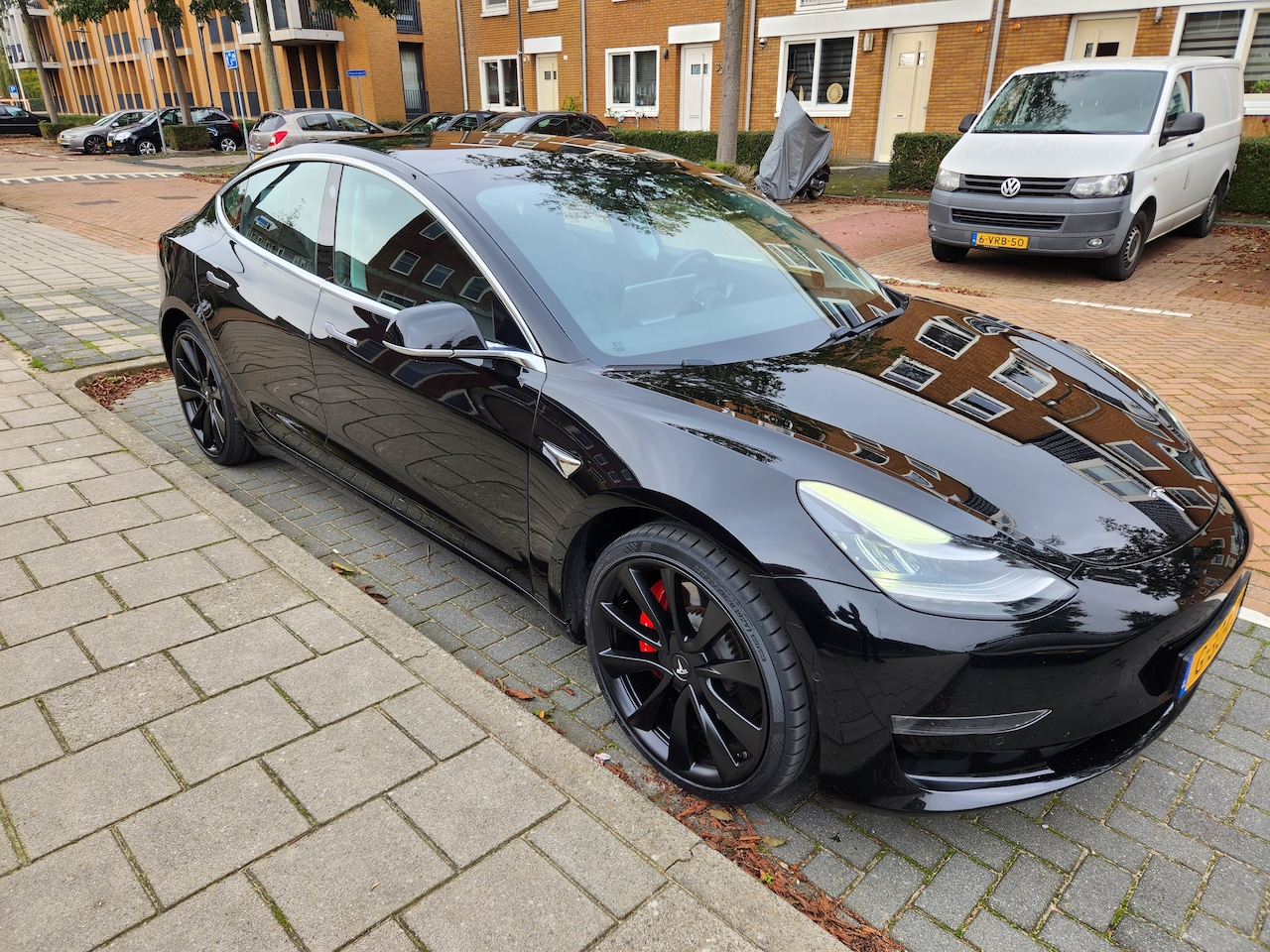 Tesla Model 3 - 75D Performance FULL BLACK - AutoWereld.nl