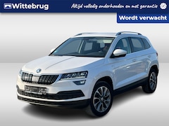 Skoda Karoq - 1.0 TSI 110pk Ambition Clever / Navigatie / App Connect / Varioflex / LM 17 inch / LED / P