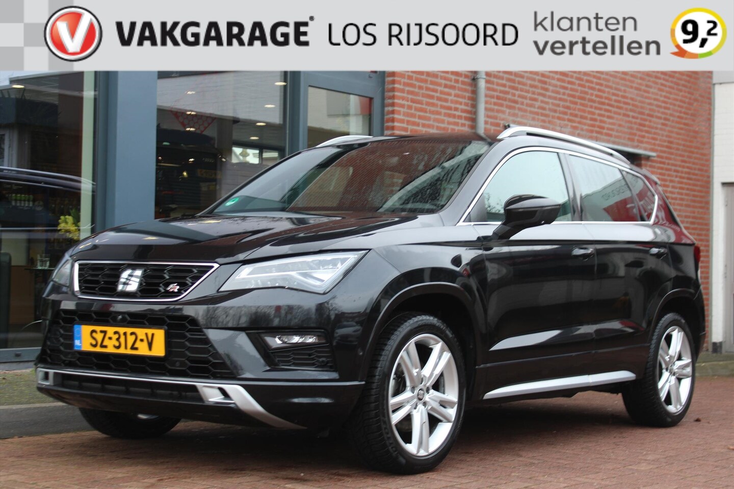 Seat Ateca - 1.4 EcoTSI Aut. FR *Business Intense* | Trekhaak | Carplay | Camera | Cruise & Climate Con - AutoWereld.nl