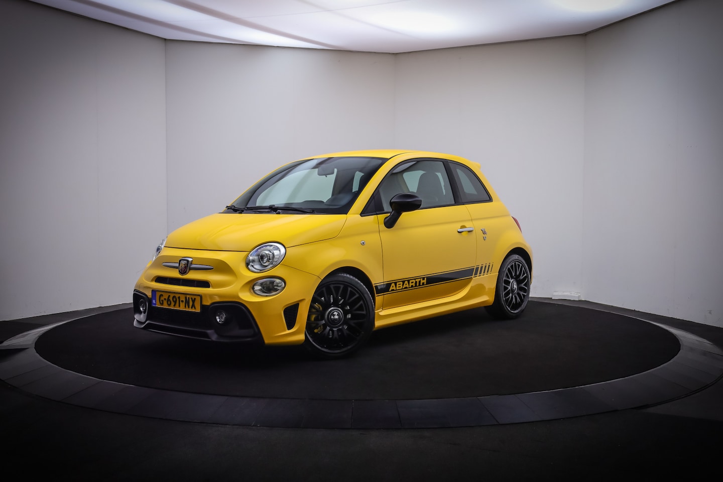 Fiat 500 Abarth - 1.4T 595 Turismo XENON | BEATS AUDIO | LEDER | NAVI | DAB | CLIMA | LMV - AutoWereld.nl