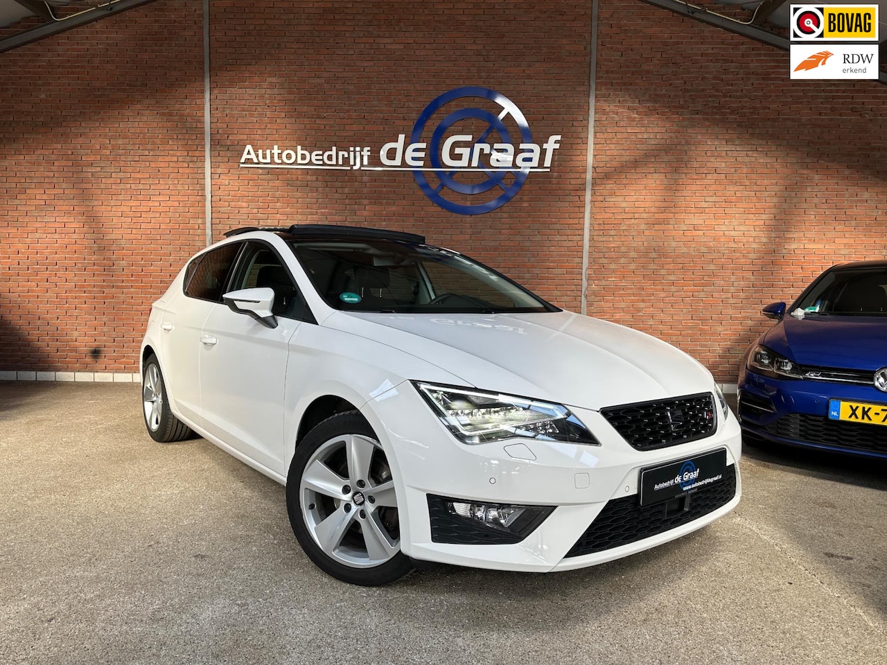 Seat Leon - 1.4 EcoTSI DSG FR|PANO/ACC/DIGITAAL/NAVI/CARPLAY/LED - AutoWereld.nl