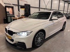 BMW 3-serie - 320i High Executive 2013 automaat M-pakket