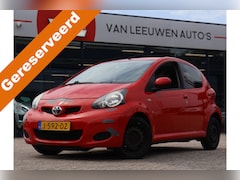 Toyota Aygo - 1.0-12V Access | 5-Deurs | APK 30-08-2025 | Airco | Zuinig Rijden