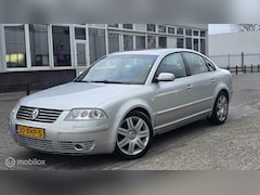 Volkswagen Passat - 2.8 V6 Highline 4Motion/Automaat/APK