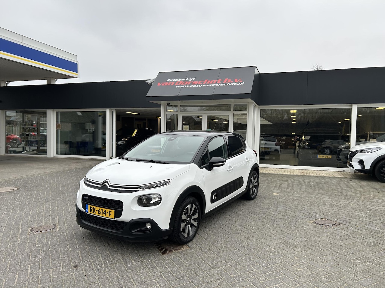 Citroën C3 - 1.2 PureTech Shine 1.2 PureTech Shine - AutoWereld.nl