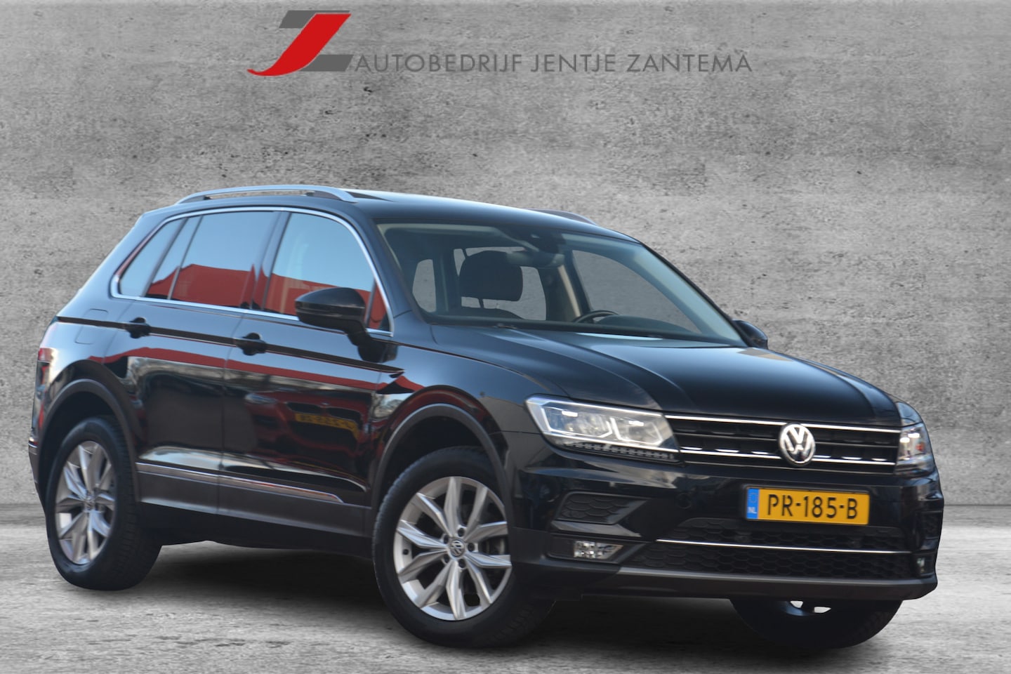 Volkswagen Tiguan - 1.4 TSI 4Motion Highline | Navigatie | Panoramadak | ACC | Virtual-cockpit | NL auto!! | - AutoWereld.nl