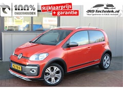 Volkswagen Up! - Cross 1.0 BMT 55kw 75pk PDC, Achteruitrijcamera , Stoelverwaming, Navi via APP, 16" LMV et