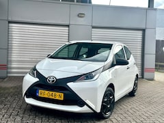 Toyota Aygo - 1.0 VVT-i x-fun Airco/Cruise