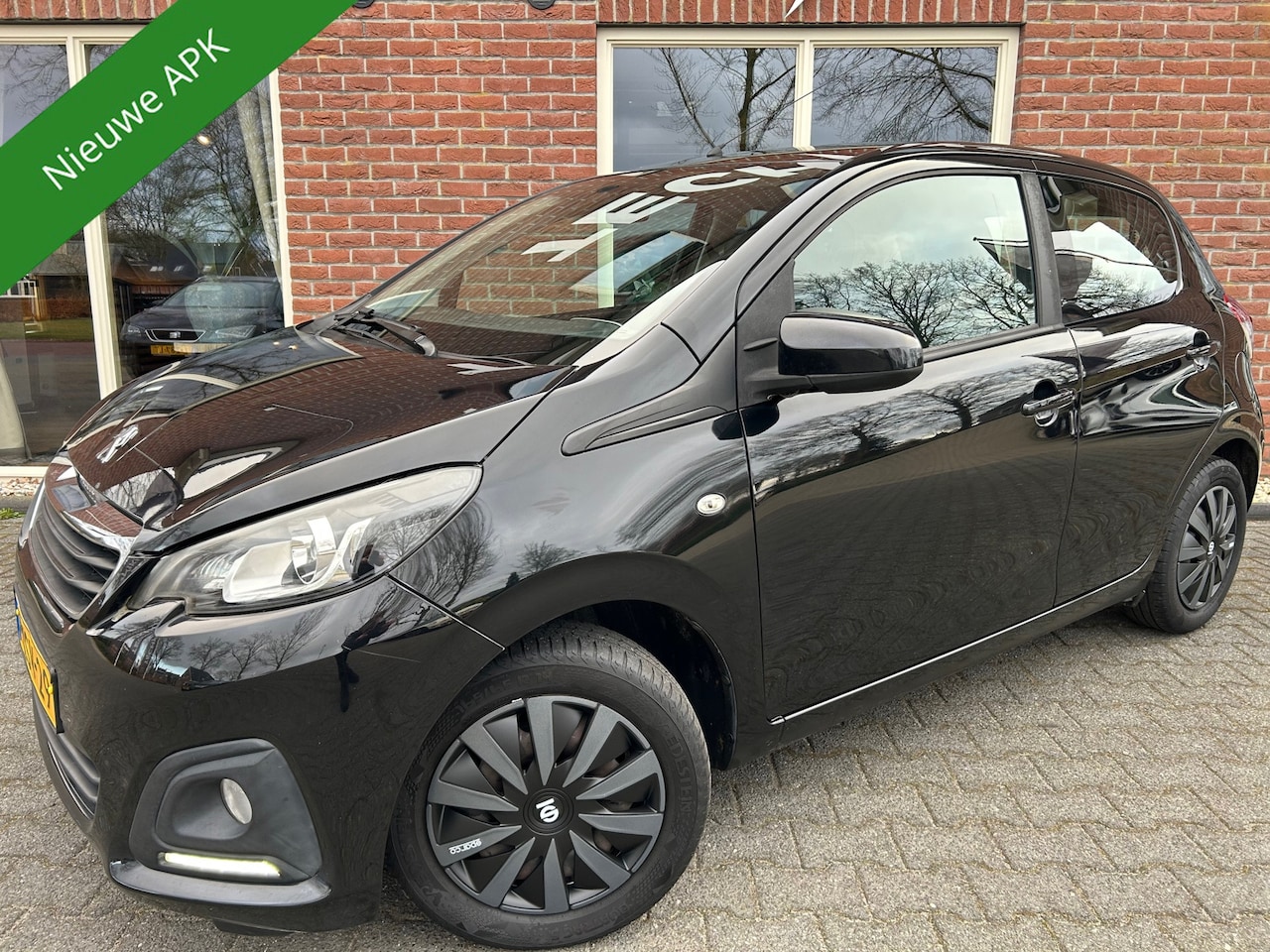 Peugeot 108 - 1.0 e-VTi Active NIEUWE APK / AIRCO / LED / ELEK.RAMEN / ISOFIX / CV+AB - AutoWereld.nl