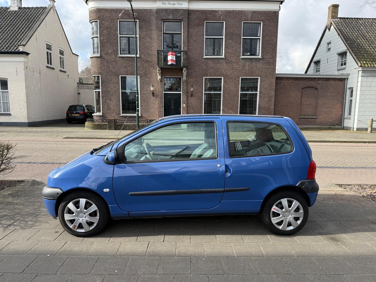Renault Twingo - 1.2 Expression NIEUWE APK EN BEURT EN BANDEN EERSTE EIGENAARES - AutoWereld.nl