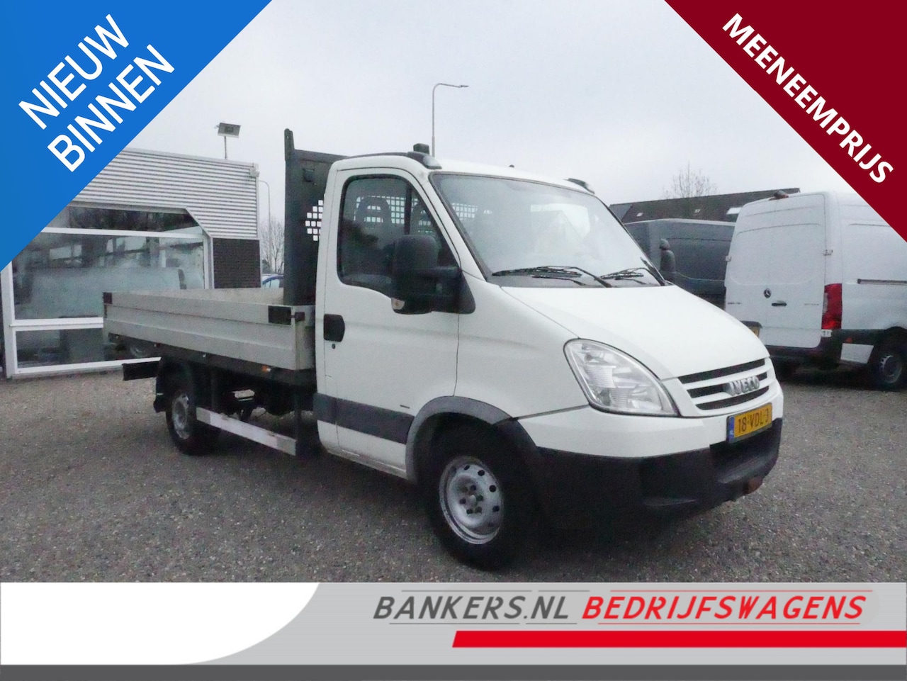 Iveco Daily - 35S12, 115PK, Open laadbak, L*B*H = 350*205*40 (inwendig), Trekhaak 3.500KG, Geen garantie - AutoWereld.nl