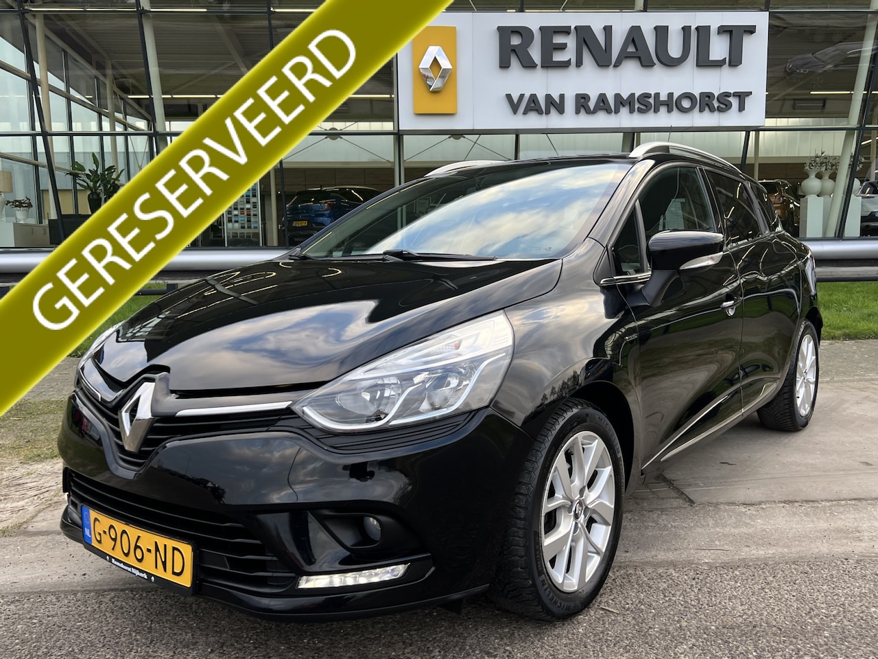 Renault Clio Estate - 0.9 TCe Limited / Keyless / Airco / Cruise / Applecarplay - Androidauto / DAB / - AutoWereld.nl