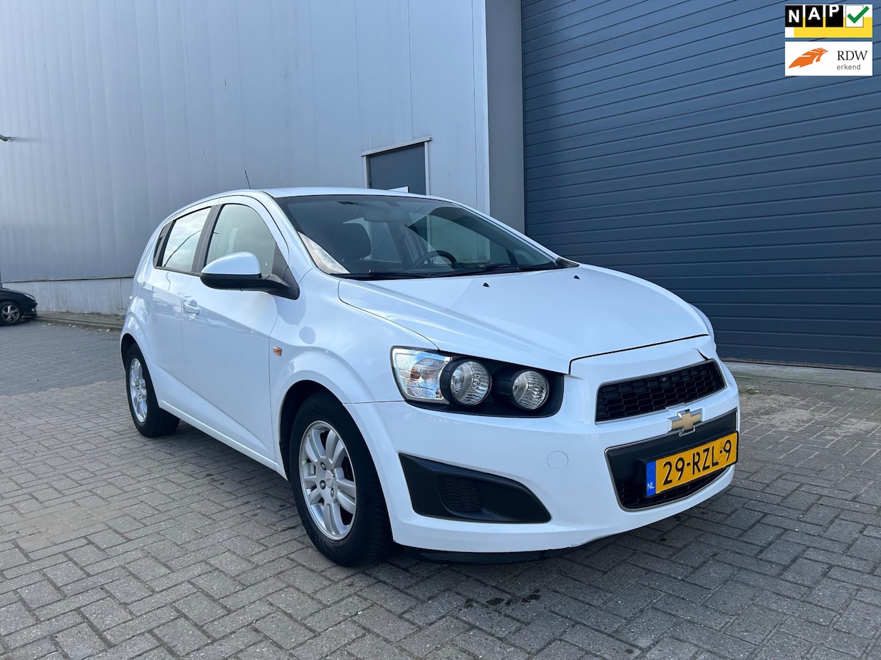 Chevrolet Aveo - 1.2i LT AIRCO NAP 5DRS 2011 - AutoWereld.nl