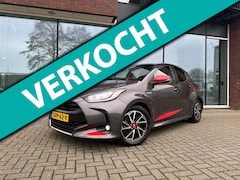 Toyota Yaris - 1.5 Hybrid Dynamic - Automaat - Glasdak - Apple/Android - Camera - Climate