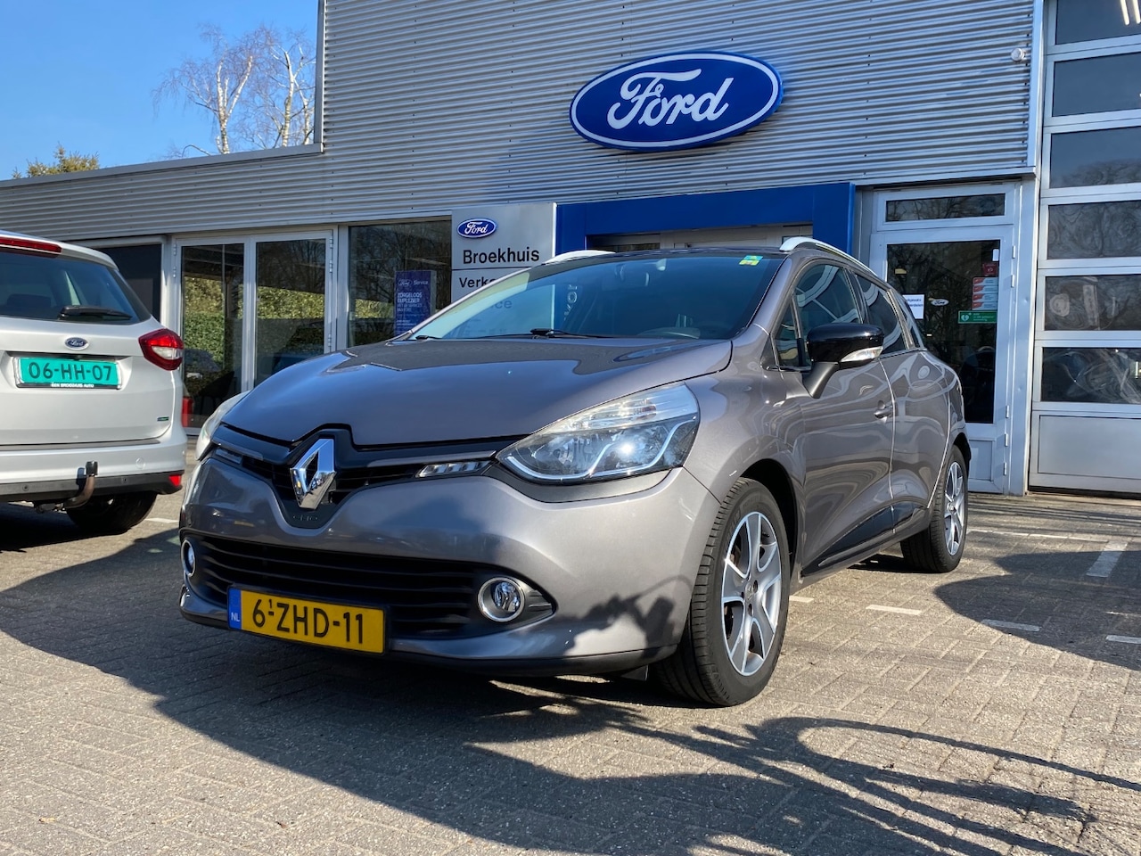 Renault Clio Estate - 0.9 TCe Night&Day| NL-AUTO! | NAVI | CLIMA | CRUISE | PARK SENS | 16' LM. VELGEN | PREMIUM - AutoWereld.nl