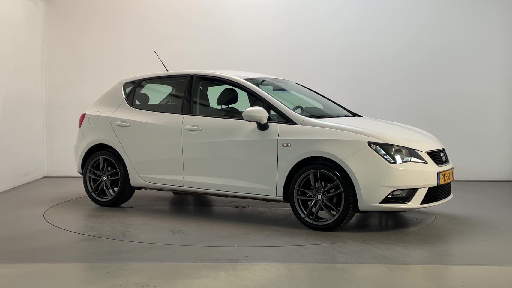 Seat Ibiza - 1.2 TSI 90pk Style Climate Control Cruise Control - AutoWereld.nl