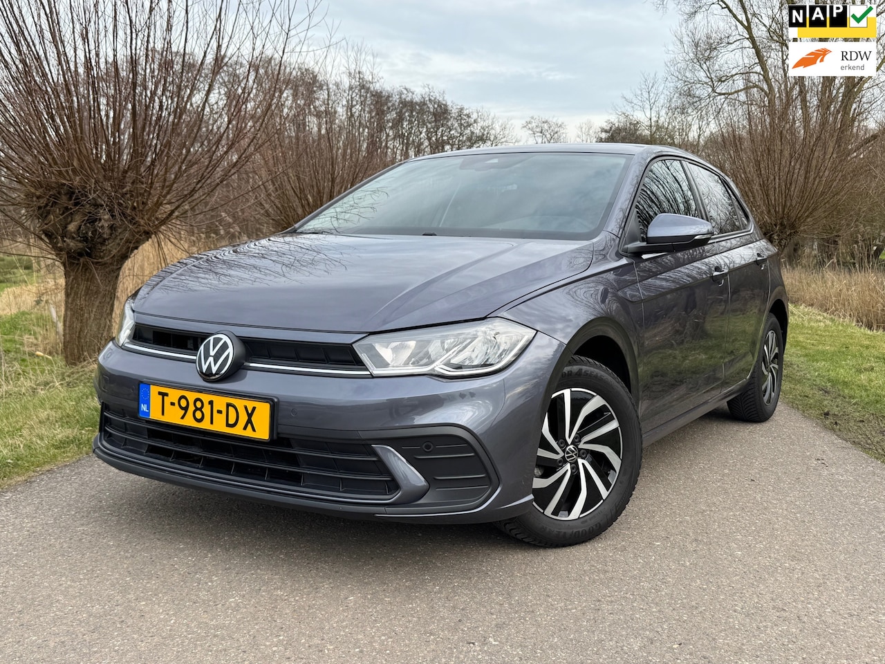 Volkswagen Polo - 1.0 TSI Life / BTW Auto / 1ste Eigenaar / Navigatie / LM Velgen / Airco / Cruise Control / - AutoWereld.nl