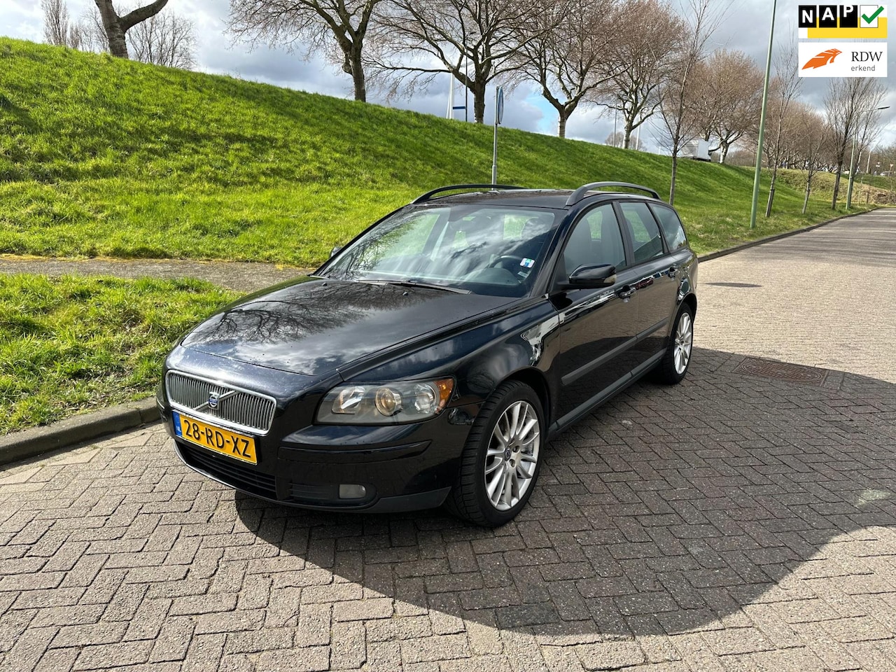 Volvo V50 - 2.4 Airco L/M Velgen - AutoWereld.nl