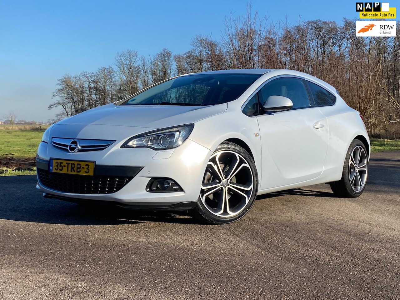 Opel Astra GTC - 1.4 Turbo Sport 3DRS NAVI LEDER-INT AIRCO NAP GOED ONDERHOUDEN - AutoWereld.nl