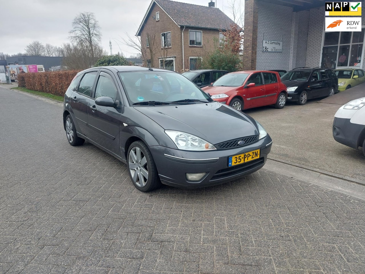 Ford Focus - 1.6-16V Futura 1.6-16V Futura - AutoWereld.nl