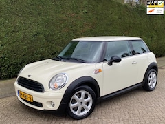 MINI One - 1.4 AIRCO/CRUISE/NETTE AUTO/ZEER GOED ONDERHOUDEN