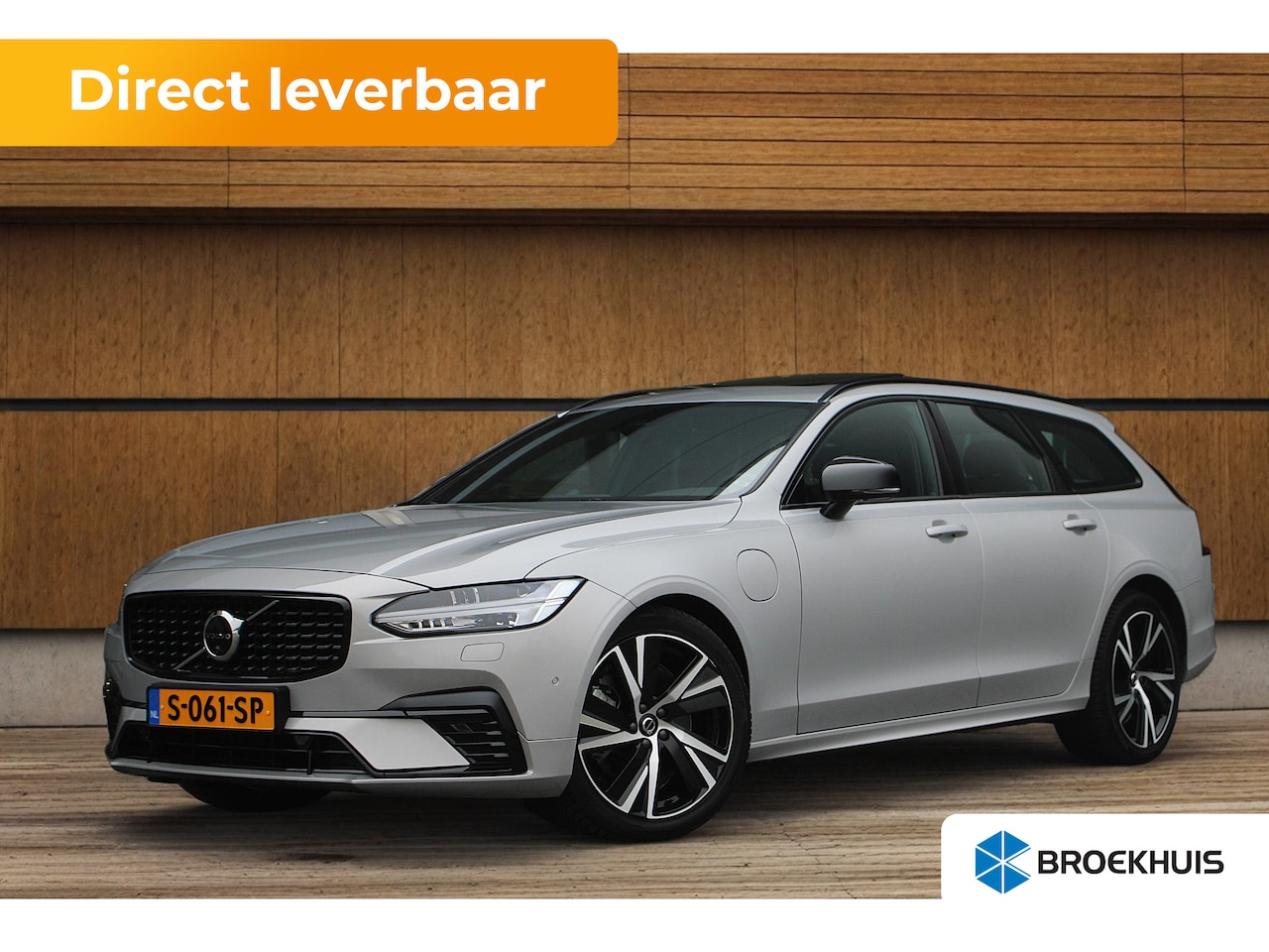 Volvo V90 - T6 AWD Ultimate Dark | Luchtvering | Bowers & Wilkins | 360° Camera | Gelamineerd glas | T - AutoWereld.nl