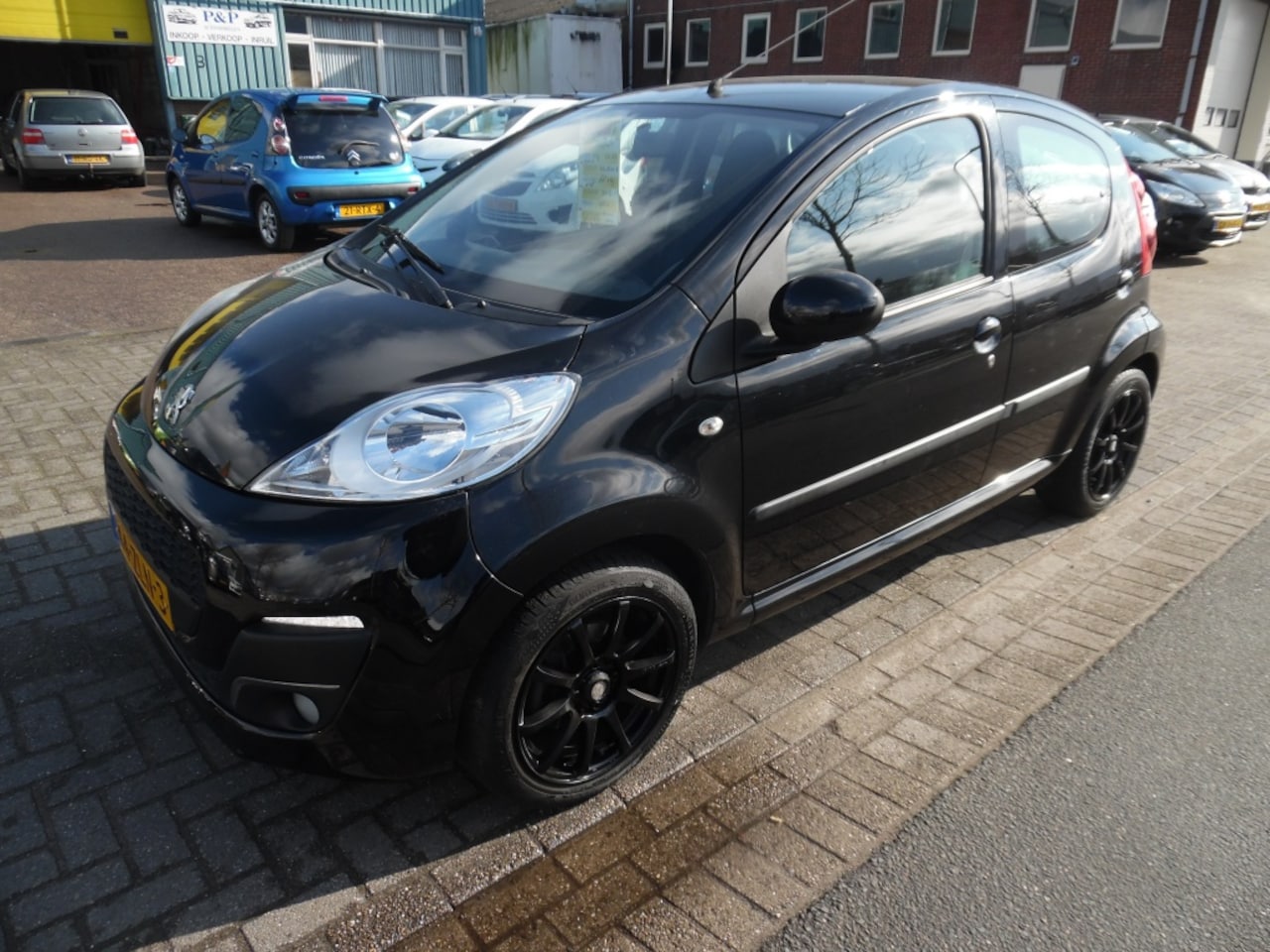 Peugeot 107 - 66000 km NAP 1.0 Active apk 4.26 - AutoWereld.nl