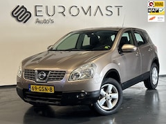 Nissan Qashqai - 2.0 Acenta Automaat Airco Cruise Pdc Trekhaak Nieuwe Apk