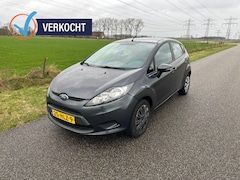 Ford Fiesta - 1.25 Trend AIRCO / BOEKJE / NAP