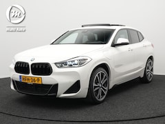 BMW X2 - xDrive25e M-Sport Plug-in Hybrid PHEV | Panodak | Led | Carplay | Sportstoelen Verwarmd |