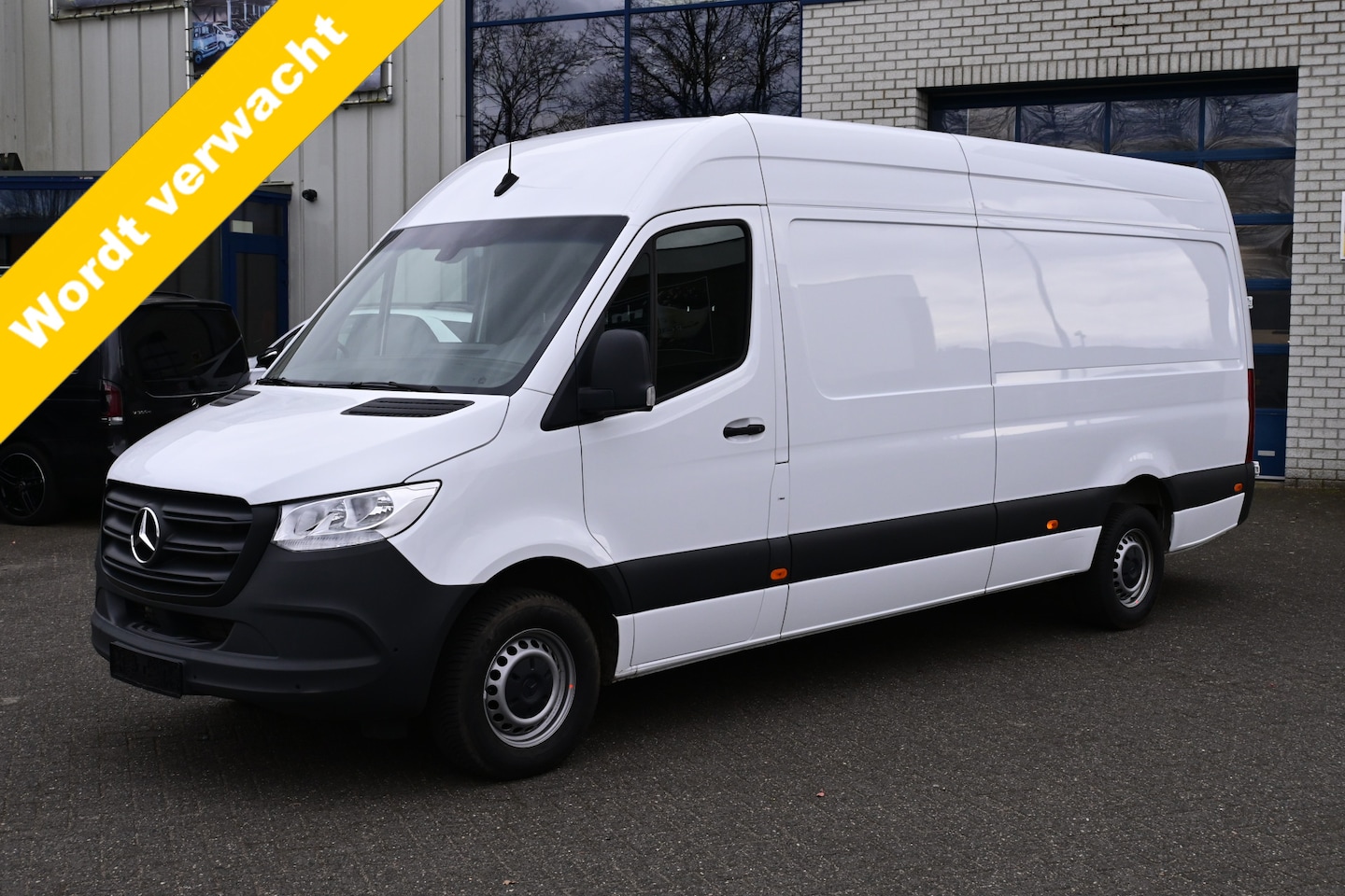 Mercedes-Benz Sprinter - 317 CDI L3H2 MBUX navigatie met 360 graden camera, Stoelverwarming, Brake assyst - AutoWereld.nl