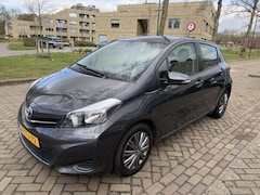 Toyota Yaris - 1.3 16v VVT-i 99pk 5D Automaat Aspiration 1e eigenaar