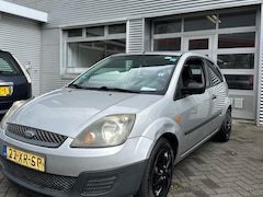 Ford Fiesta - 1.3-8V Cool & Sound NIEUWE APK AIRCO